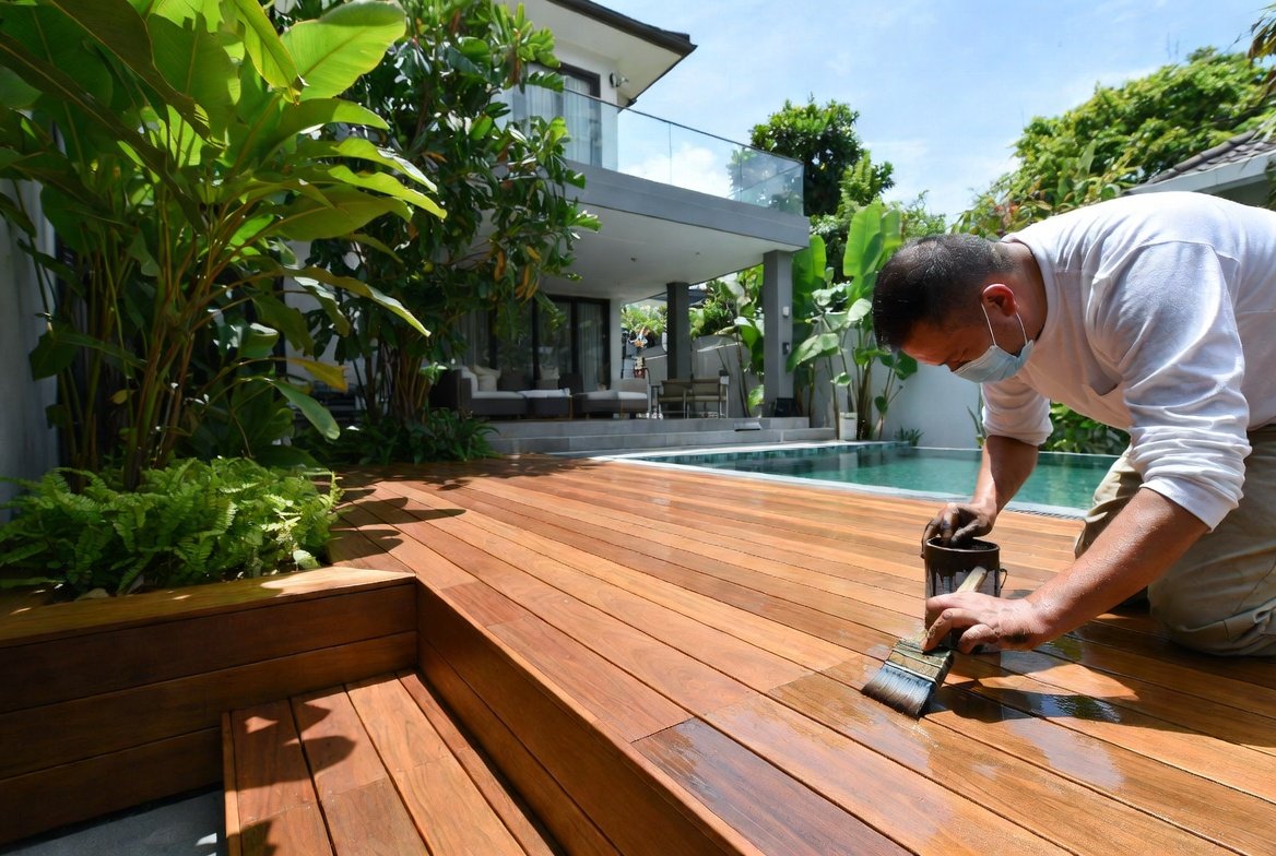 Deck Staining Service